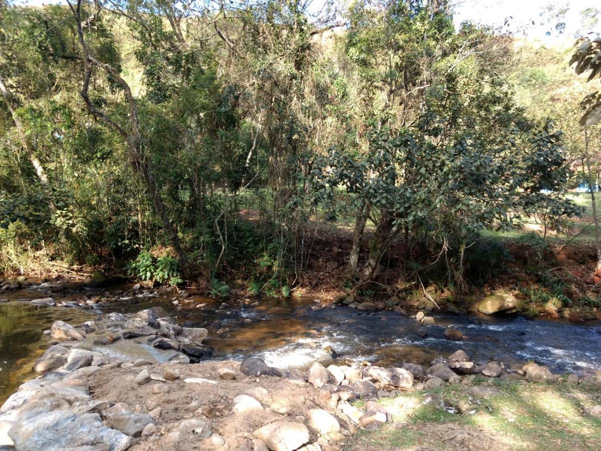 賓館 Fronteira Bocaina de Minas