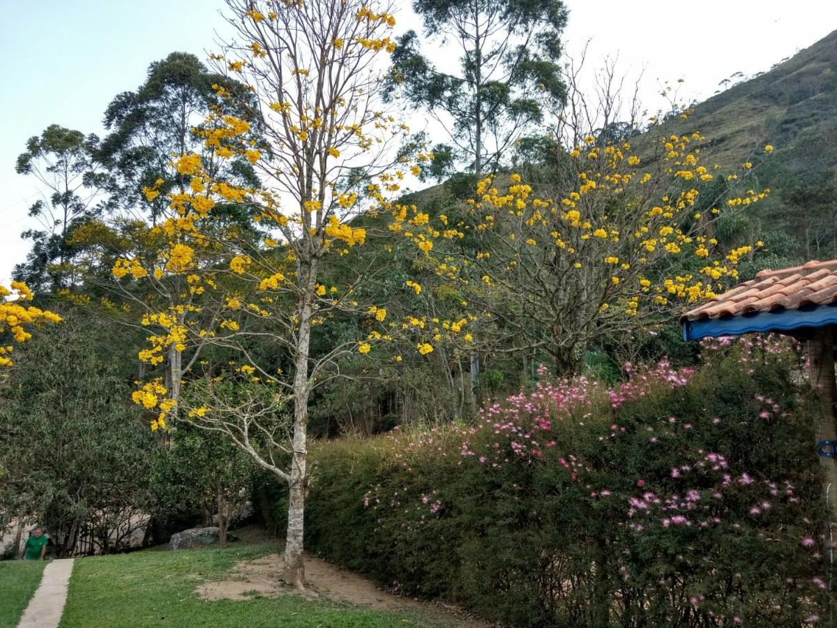 Fronteira * Bocaina de Minas